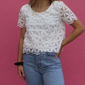 Gianni Bini Vintage White Floral Top